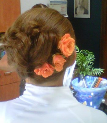 309155_253676321342089_665333745_n Breckenridge wedding hair style